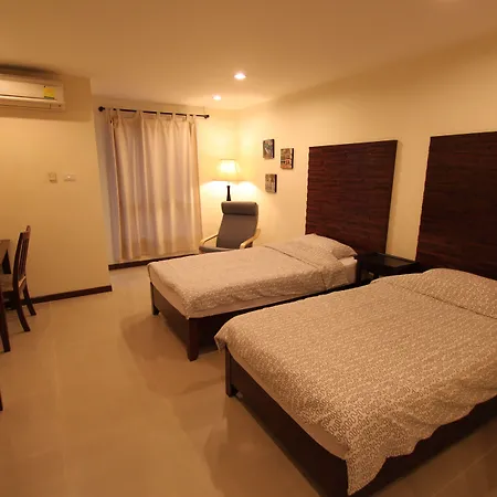 The Royal Bee Aparthotel Don Mueang International Airport