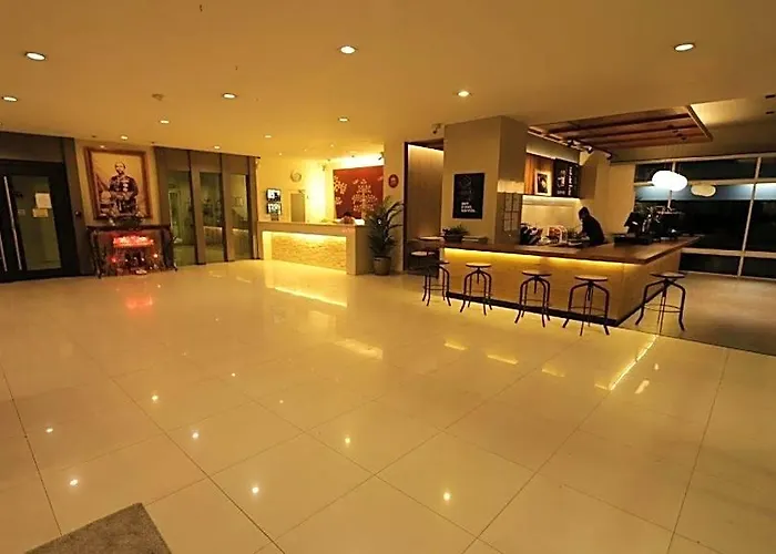 The Royal Bee Don Mueang International Airport 3*