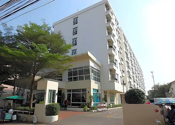 Hotel The Royal Bee Don Mueang International Airport Bangkok