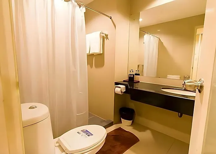 Hotel The Royal Bee Don Mueang International Airport
