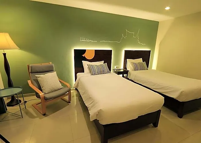 Hotel The Royal Bee Don Mueang International Airport Bangkok